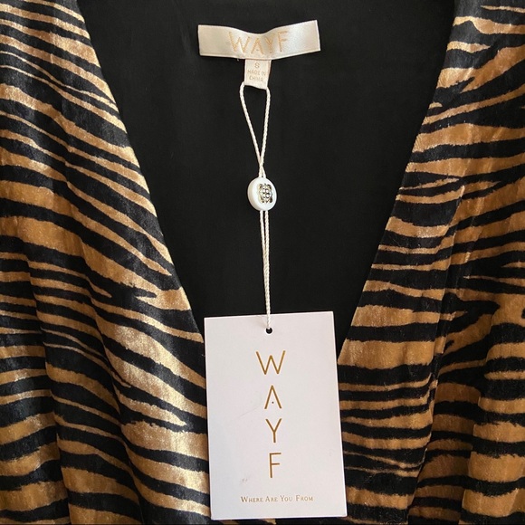 WAYF NWT Tiger Velvet Long Sleeve Wrap Maxi Dress - Picture 8 of 9
